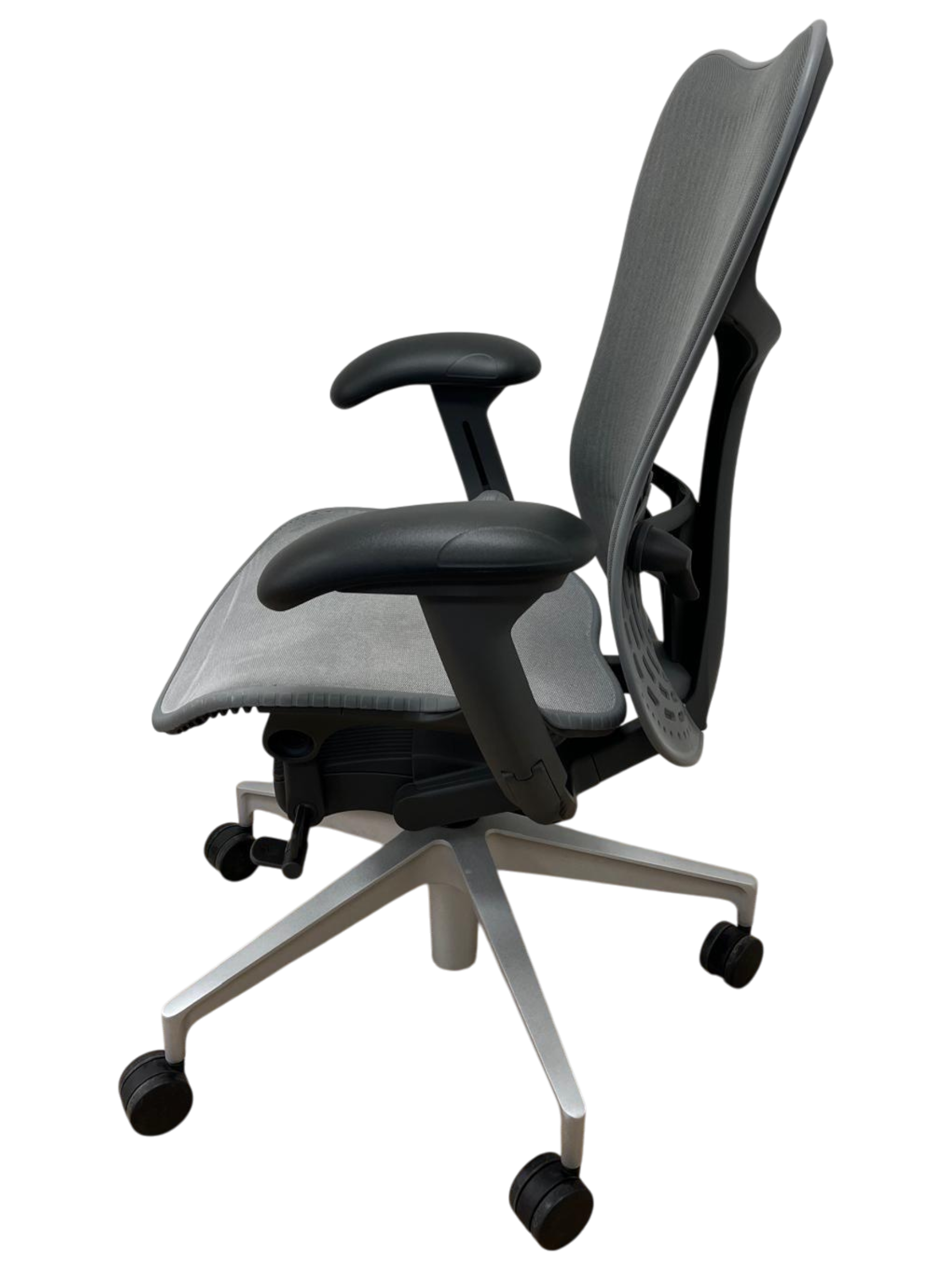 Herman Miller Mirra 2 Grey Butterfly